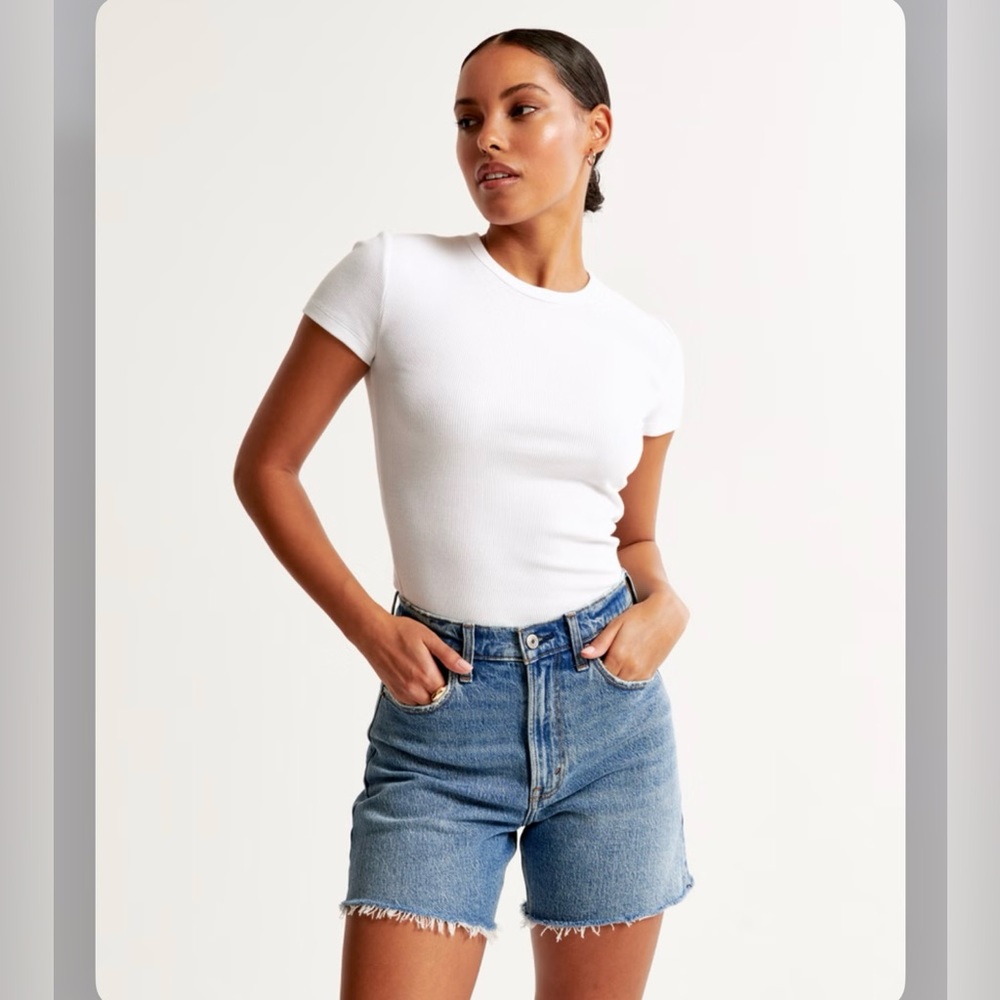 Women Abercrombie denim short
